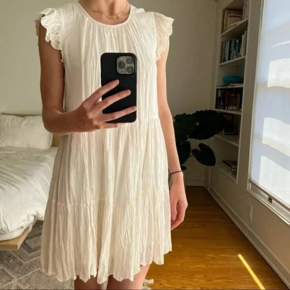 Aritzia Wilfred La  Boheme Sidonie Ruffled Scalloped Dress Light Birch Sz Small - Picture 2 of 7